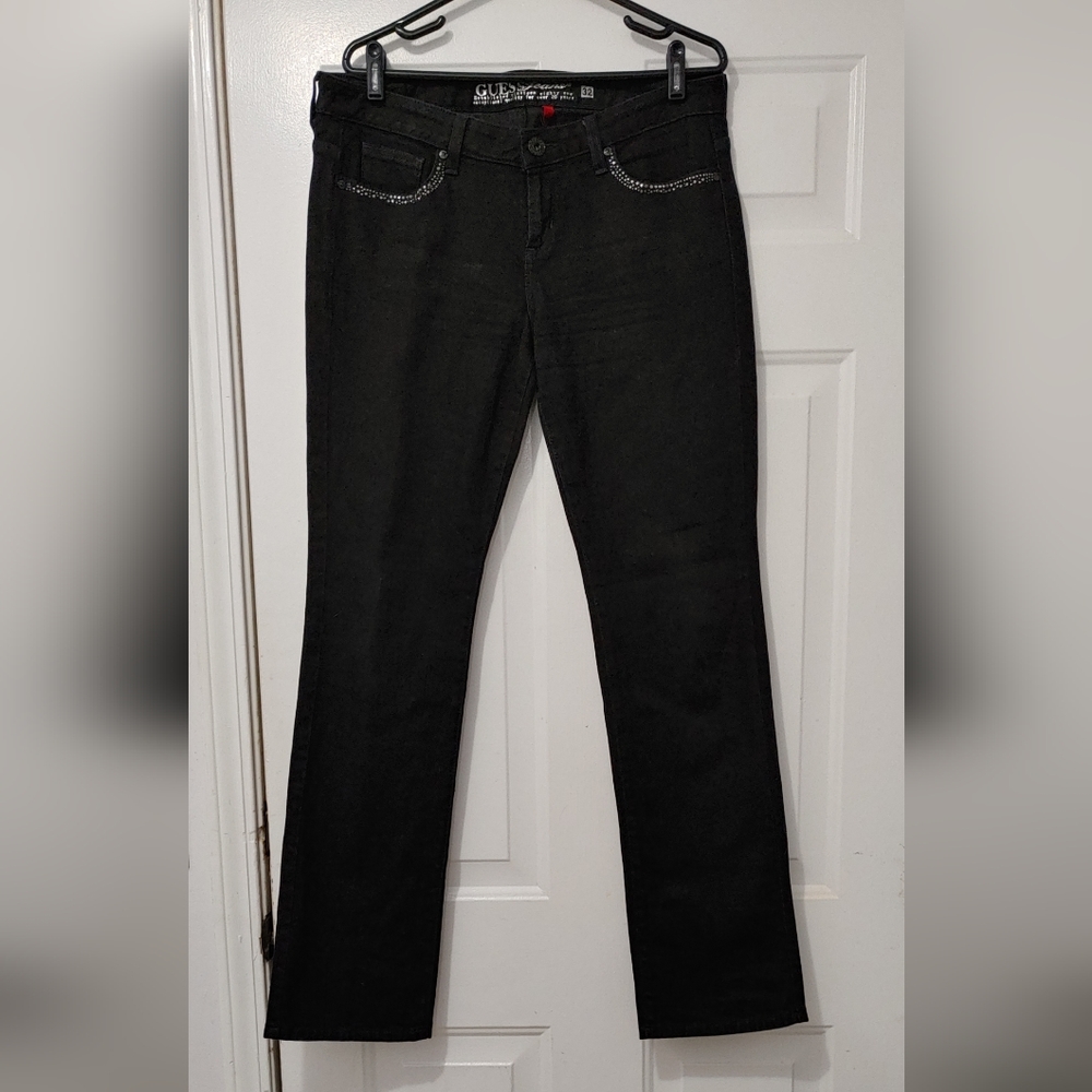 Women's Guess Starlet jeans. Size 32